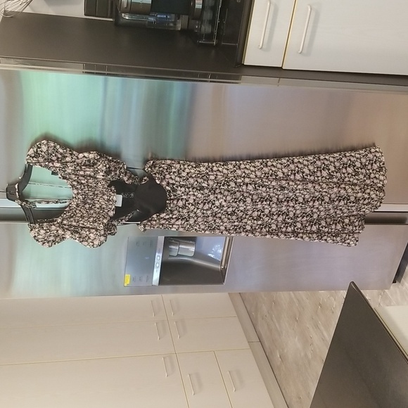 💕ASTR💕 Floral Ruffle Cutout Midi Dress ~ Black Lilac Ditsy Medium M NWT - Picture 11 of 16